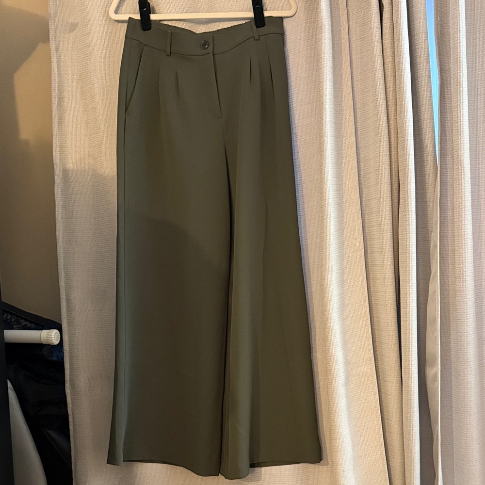 LOFT Versa Olive Wide-Leg High-Rise Trousers